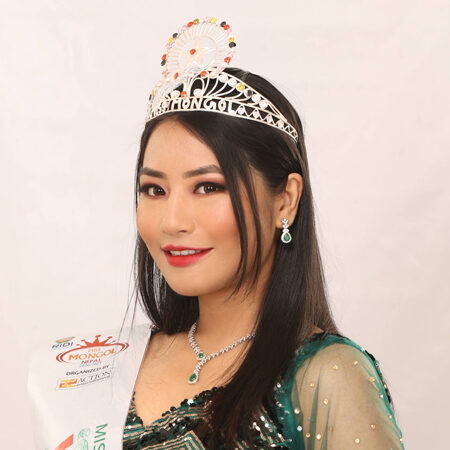 Aprila Lama Miss Mongol Nepal 2021